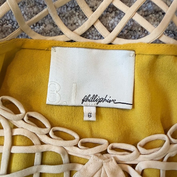 3.1 Phillip Lim Womans Mustard Yellow 100% Silk Top Flutter Sleeves Size 6 - Picture 6 of 16